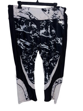 Avia Leggings Womens XXL 20 Black White Marble Capri Crop Mesh Workout Tight
